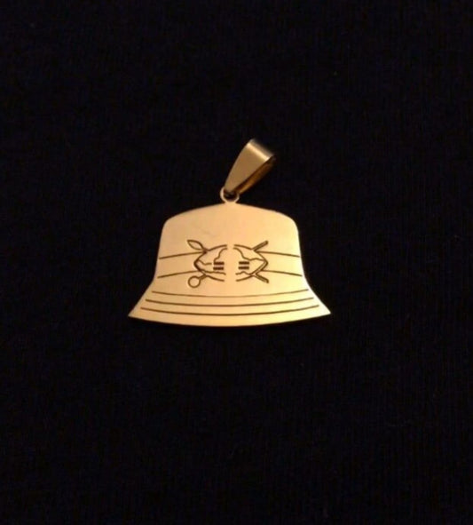 BUCKET HAT GOLD PENDANT